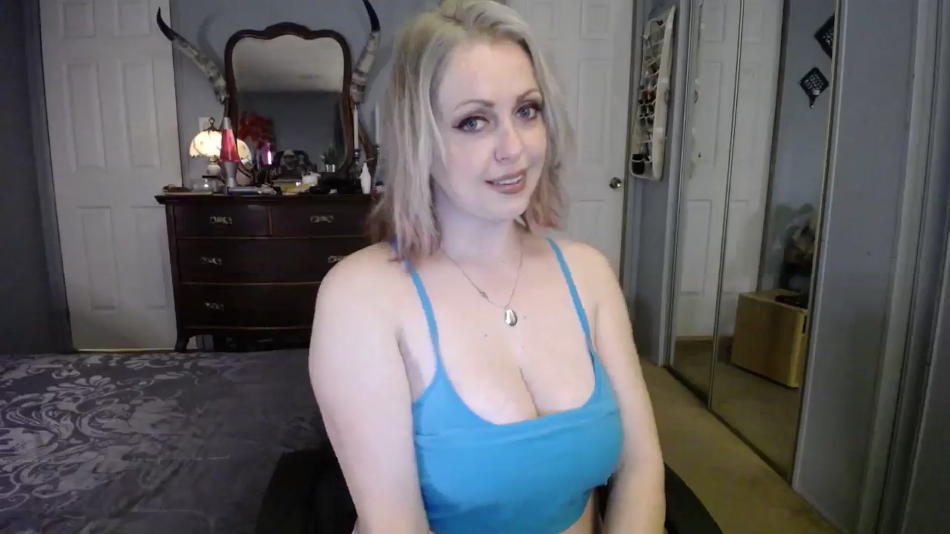 Gallery image thumbnail from Classic_Daisy's myfreecams stream on, 03/05/2025, 01:56 image 4 of 20