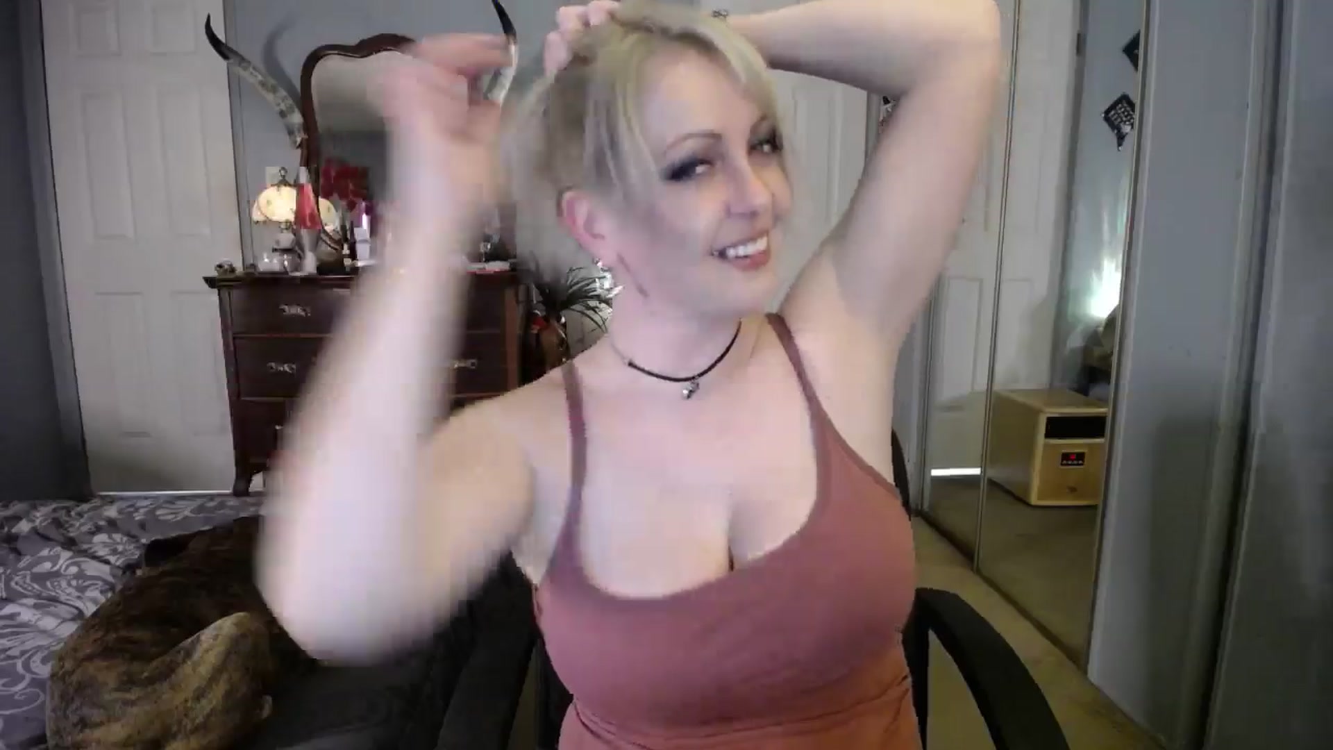 Gallery image thumbnail from Classic_Daisy's myfreecams stream on, 03/08/2025, 21:06 image 16 of 20