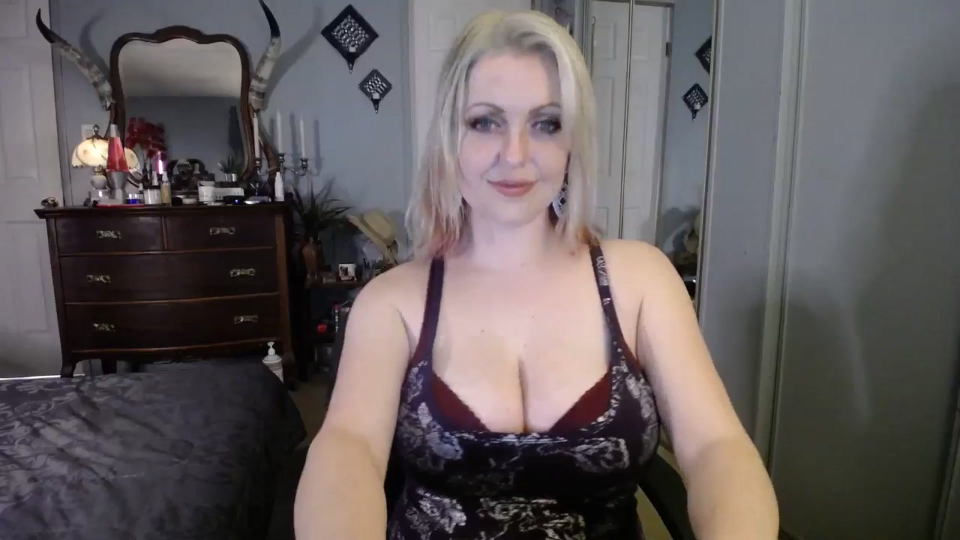 Gallery image thumbnail from Classic_Daisy's myfreecams stream on, 03/11/2025, 20:25 image 18 of 20