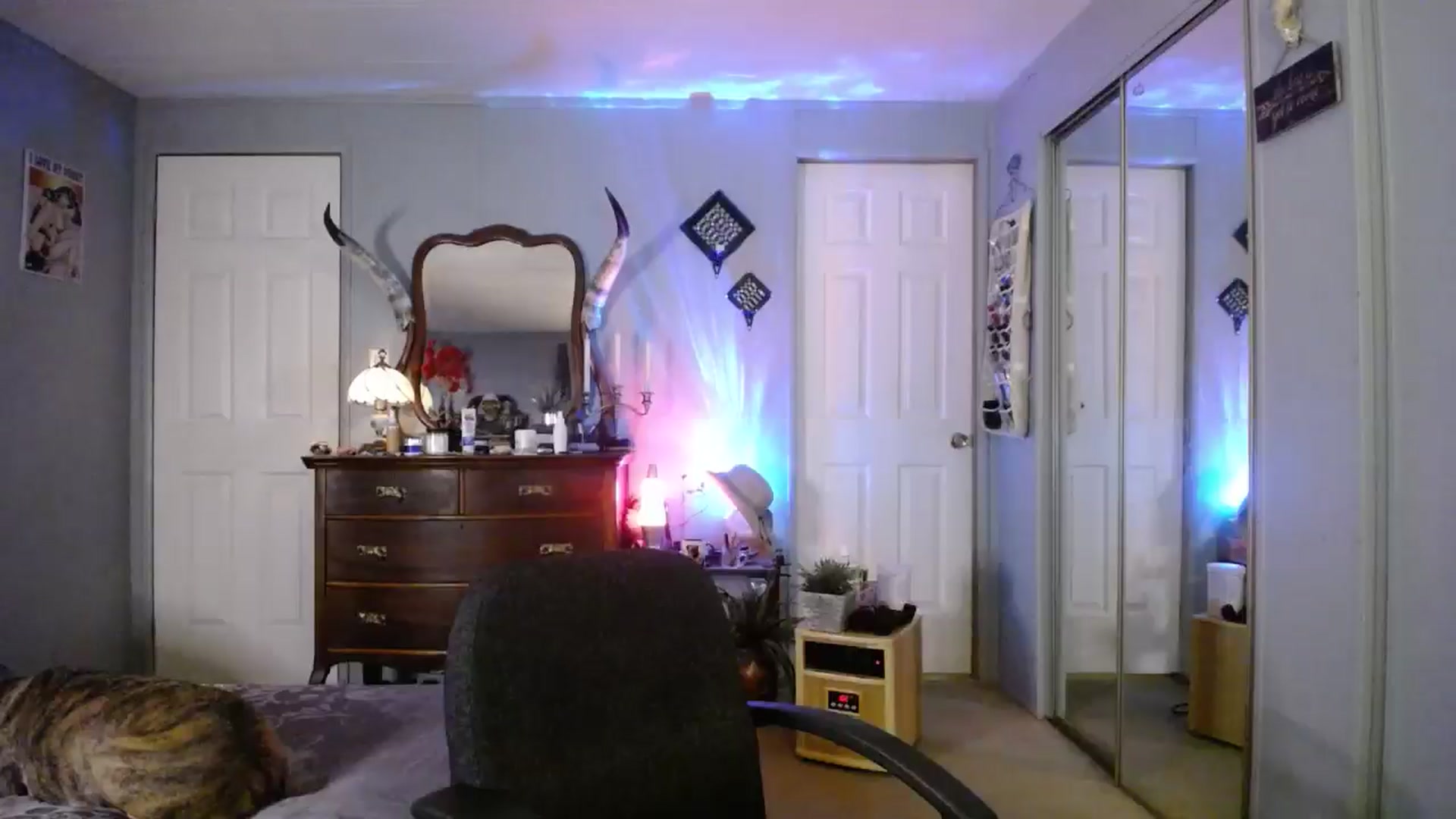Gallery image thumbnail from Classic_Daisy's myfreecams stream on, 03/16/2025, 01:29 image 10 of 20