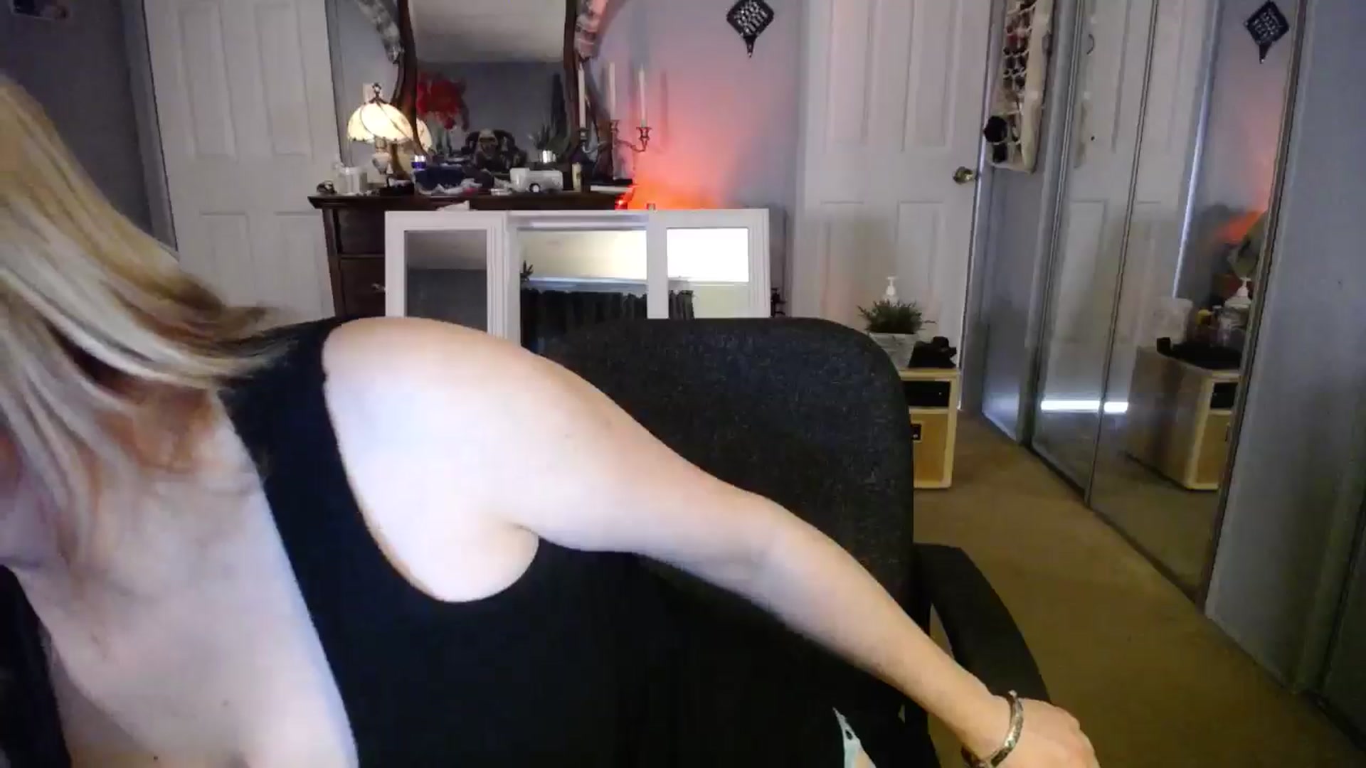 Gallery image thumbnail from Classic_Daisy's myfreecams stream on, 03/22/2025, 21:09 image 2 of 20