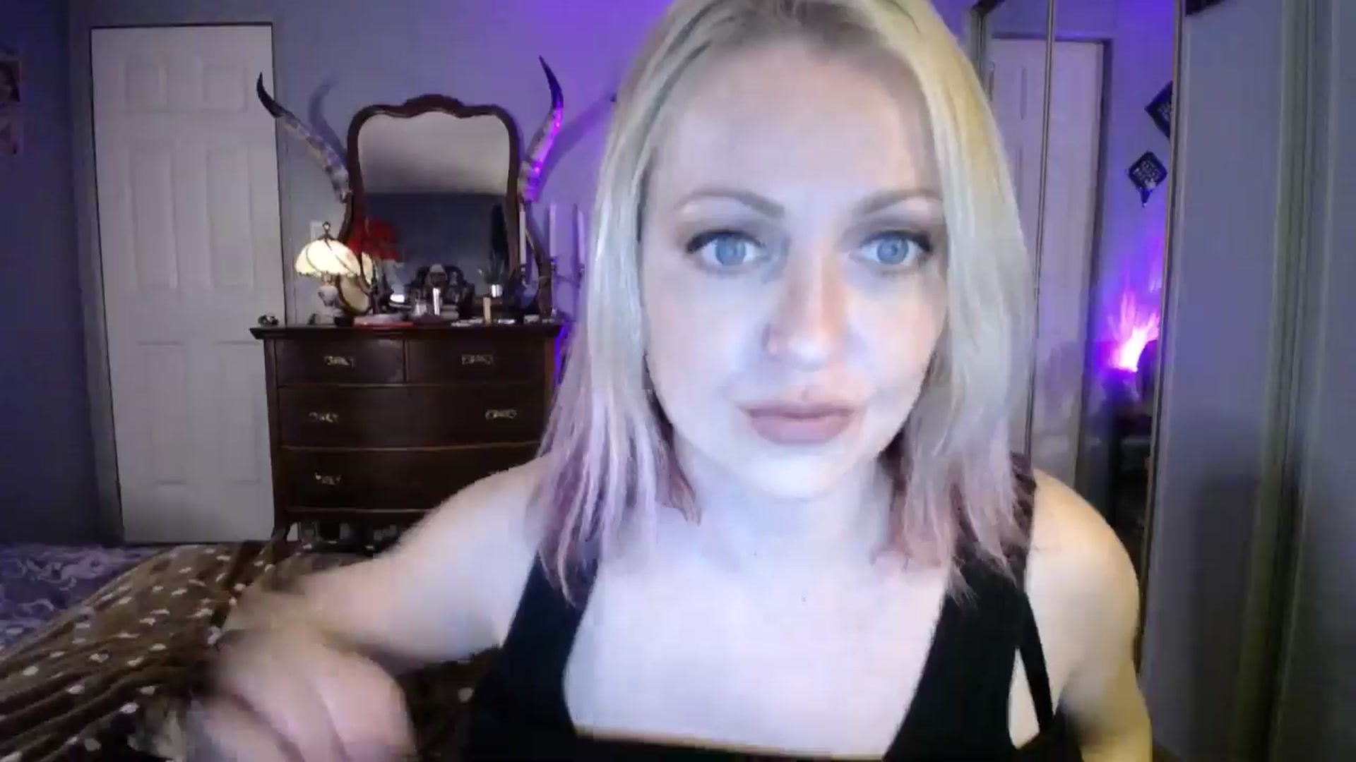 Gallery image thumbnail from Classic_Daisy's myfreecams stream on, 04/07/2025, 21:41 image 2 of 20