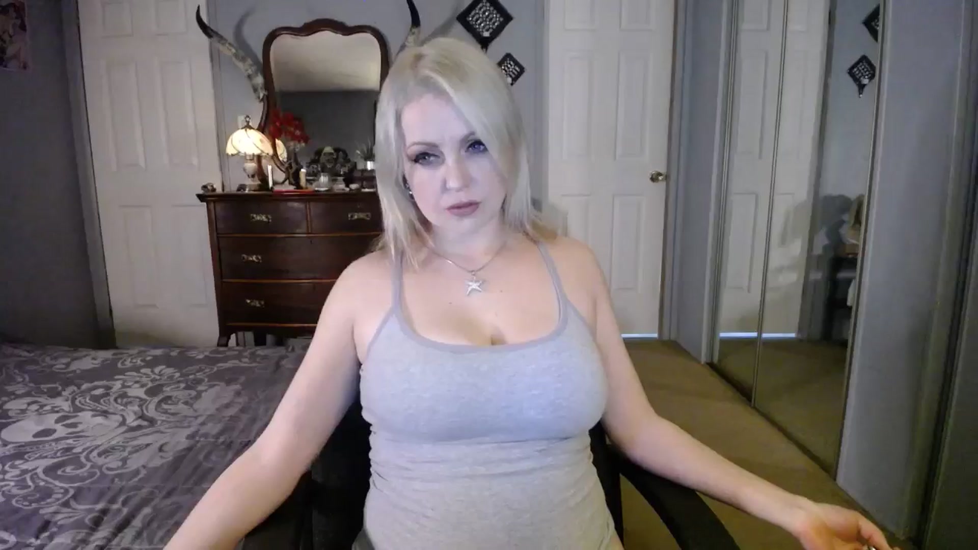Gallery image thumbnail from Classic_Daisy's myfreecams stream on, 05/10/2025, 18:00 image 14 of 20