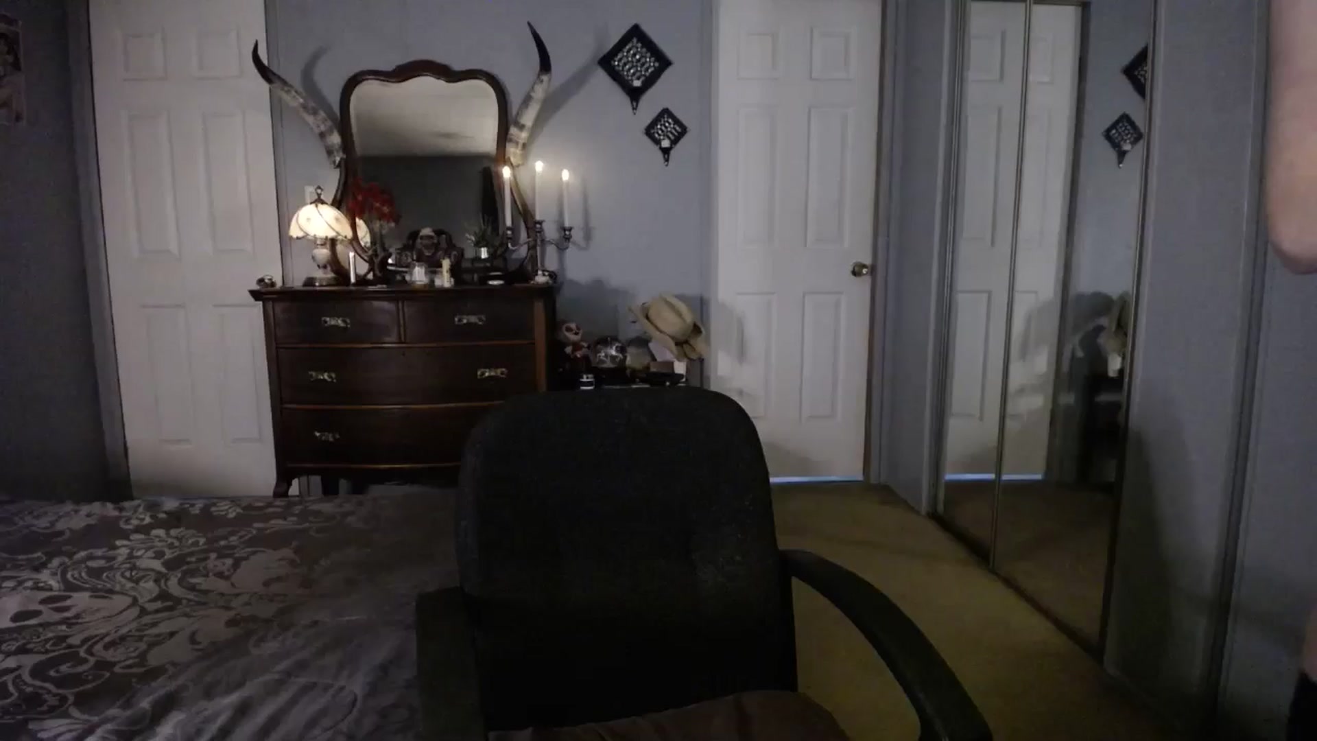 Gallery image thumbnail from Classic_Daisy's myfreecams stream on, 05/16/2025, 16:50 image 4 of 20