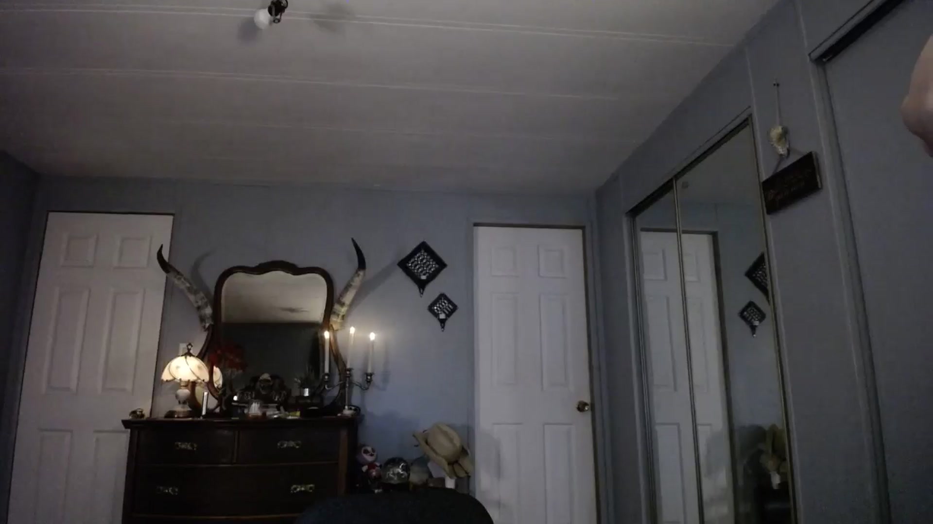 Gallery image thumbnail from Classic_Daisy's myfreecams stream on, 05/17/2025, 16:52 image 5 of 20