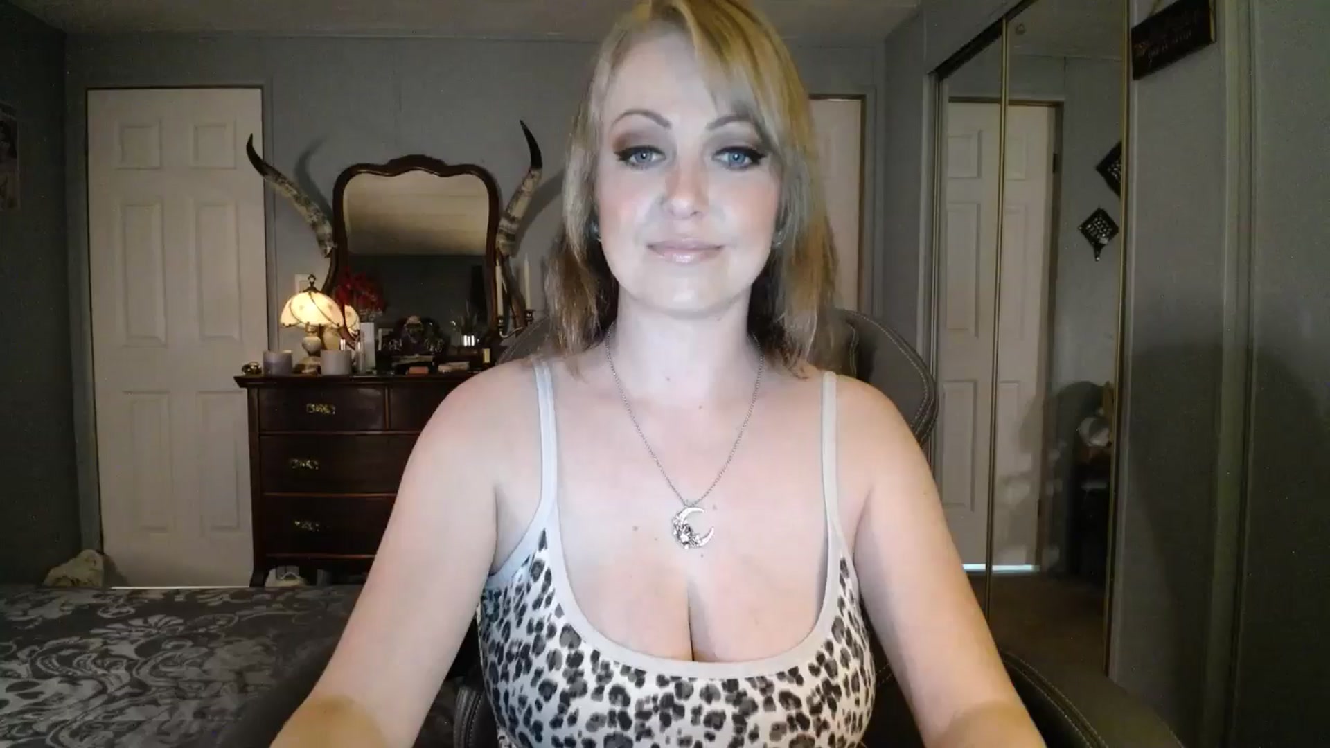 Gallery image thumbnail from Classic_Daisy's myfreecams stream on, 07/14/2025, 18:20 image 20 of 20
