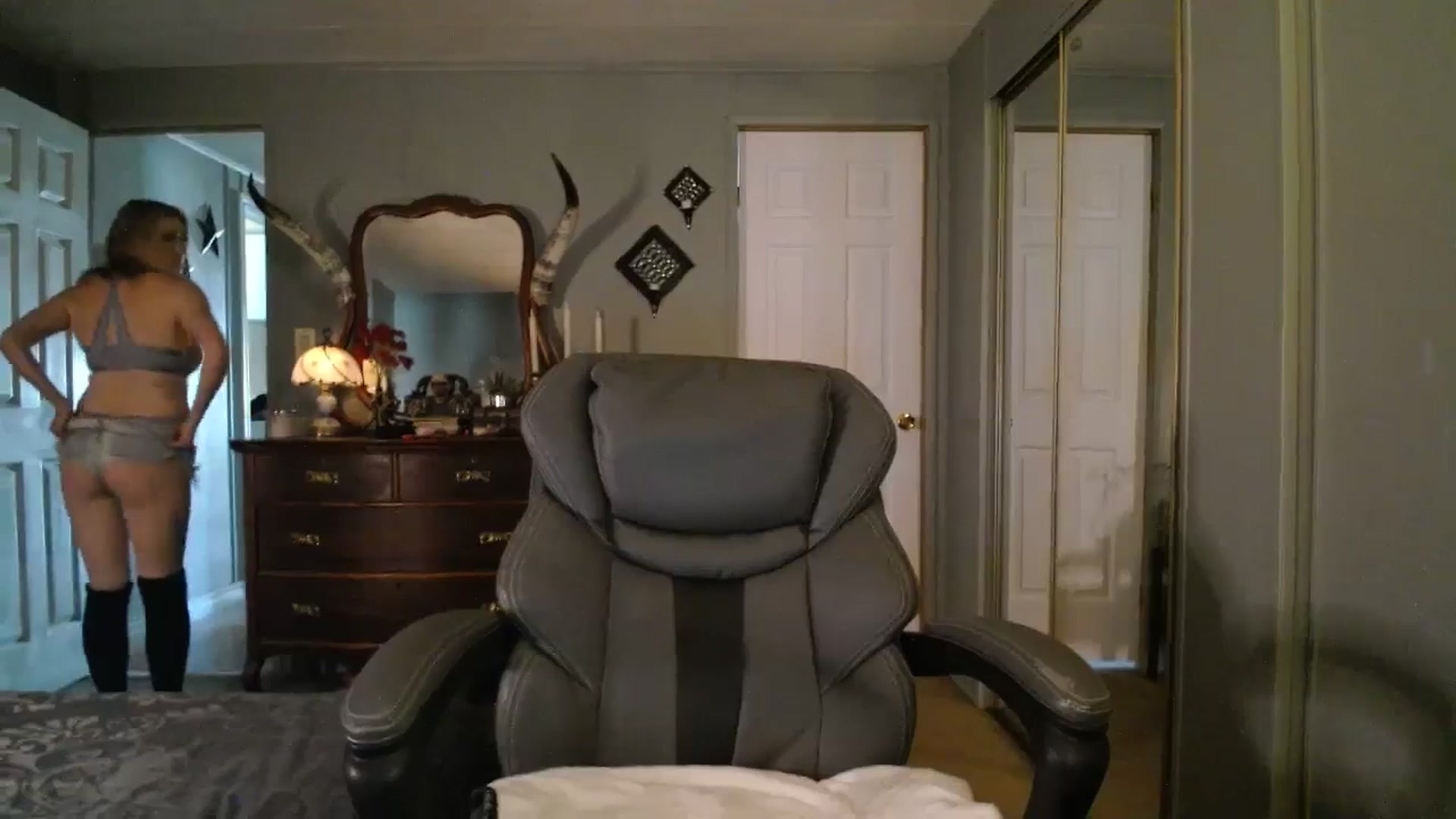 Gallery image thumbnail from Classic_Daisy's myfreecams stream on, 10/08/2025, 17:31 image 5 of 20