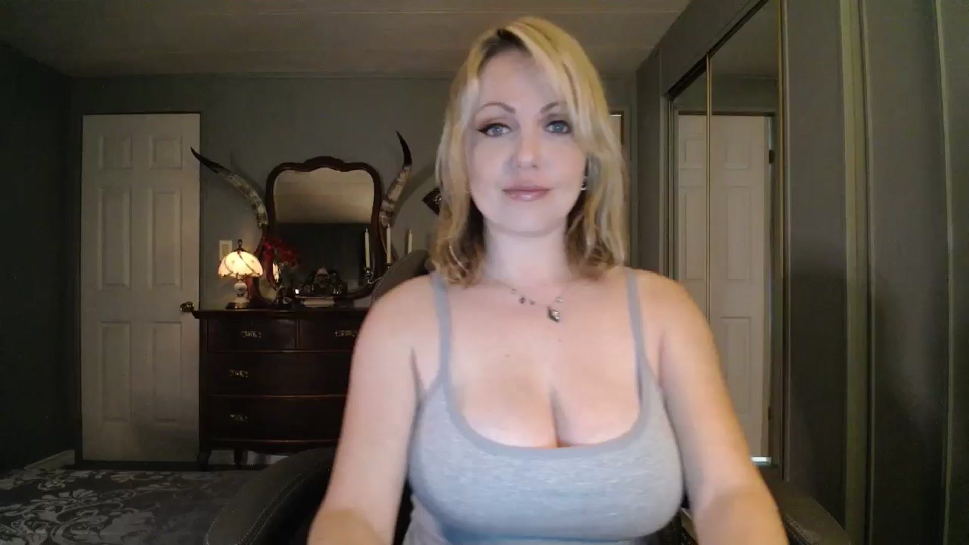 Gallery image thumbnail from Classic_Daisy's myfreecams stream on, 10/14/2025, 19:38 image 1 of 20