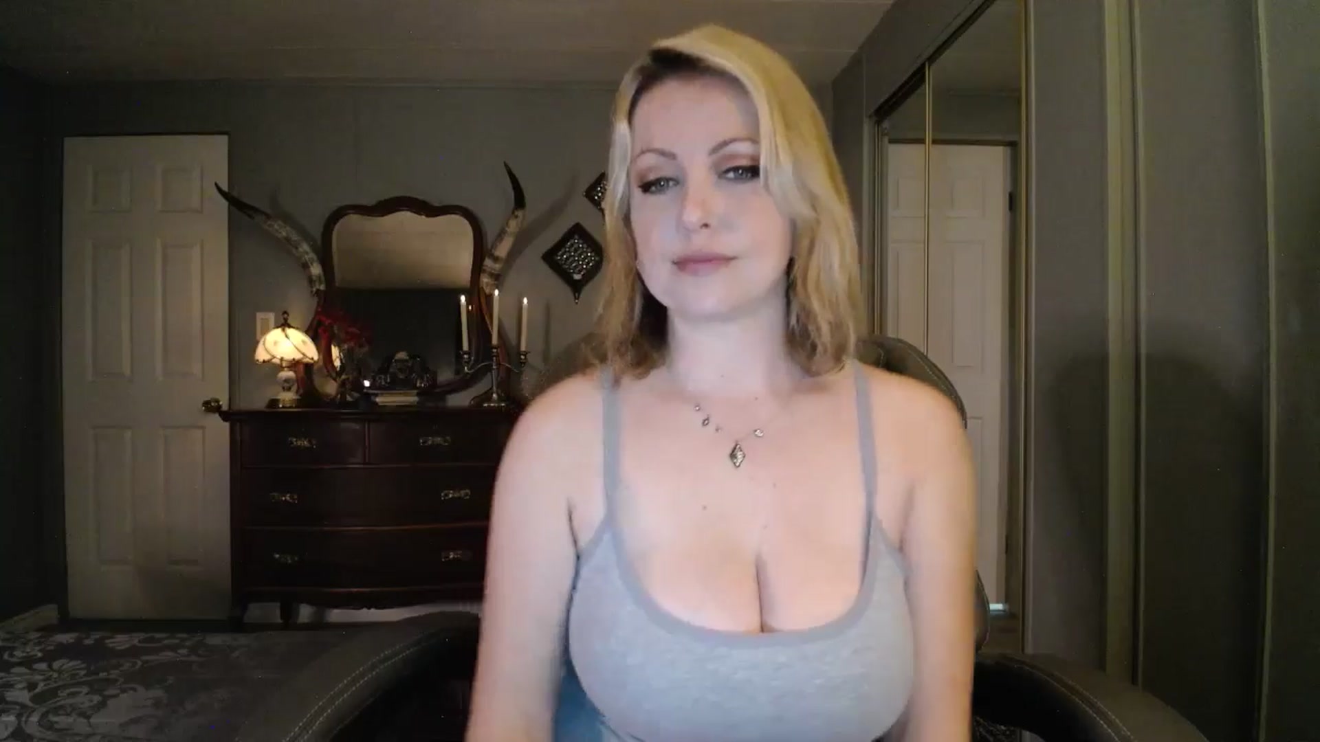 Gallery image thumbnail from Classic_Daisy's myfreecams stream on, 10/14/2025, 20:15 image 8 of 20