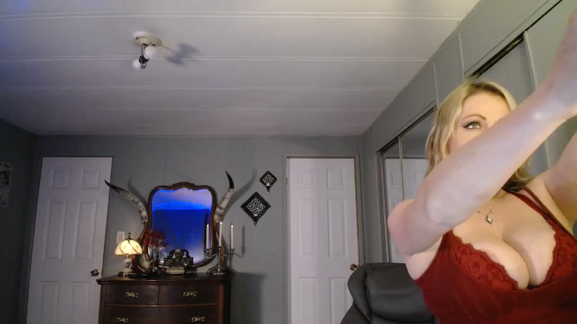 Gallery image thumbnail from Classic_Daisy's myfreecams stream on, 10/22/2025, 17:13 image 9 of 20