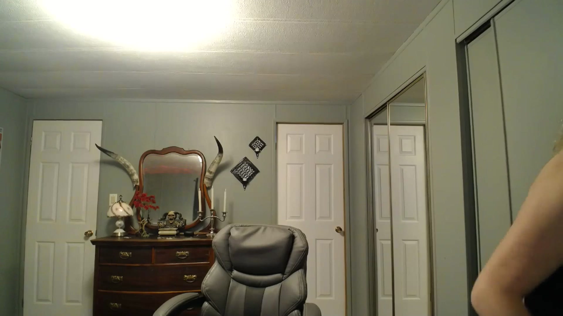 Gallery image thumbnail from Classic_Daisy's myfreecams stream on, 11/17/2025, 15:48 image 16 of 20
