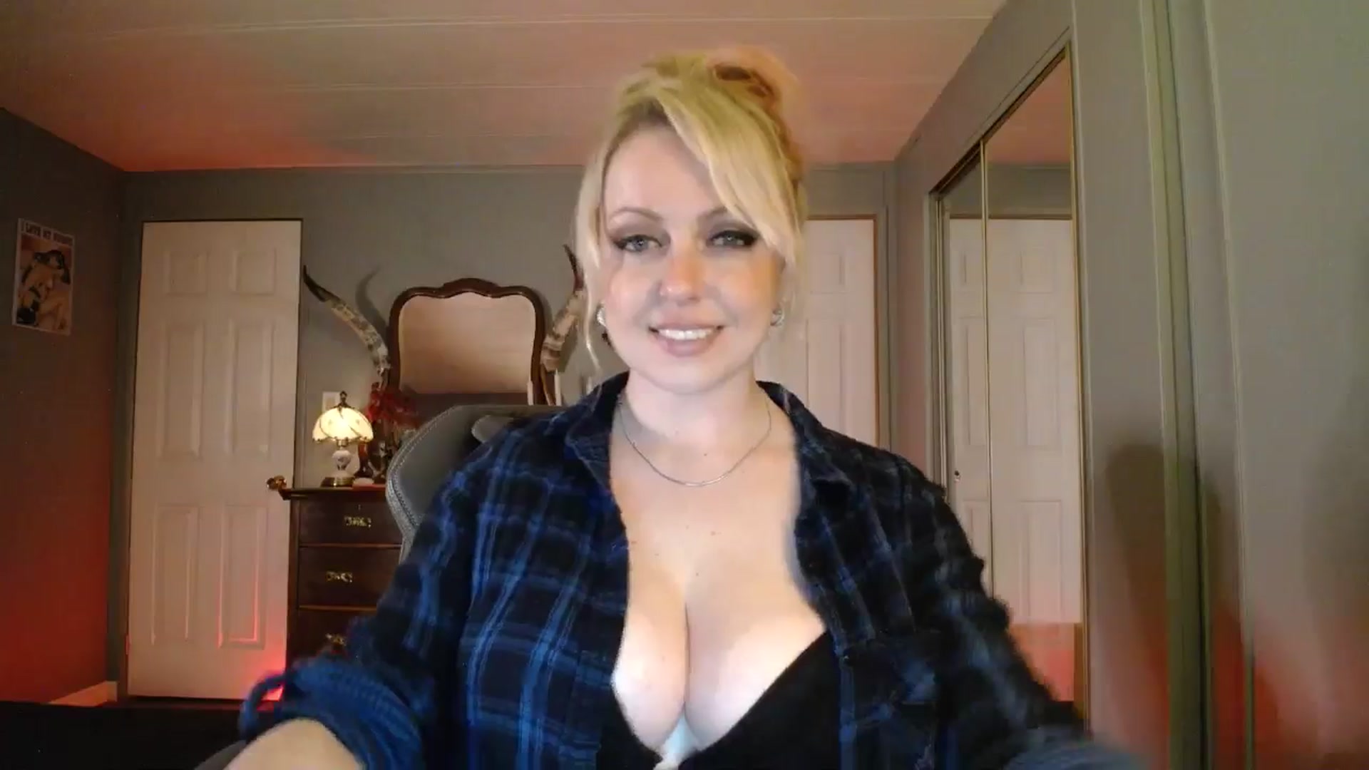 Gallery image thumbnail from Classic_Daisy's myfreecams stream on, 01/14/2026, 20:47 image 14 of 20