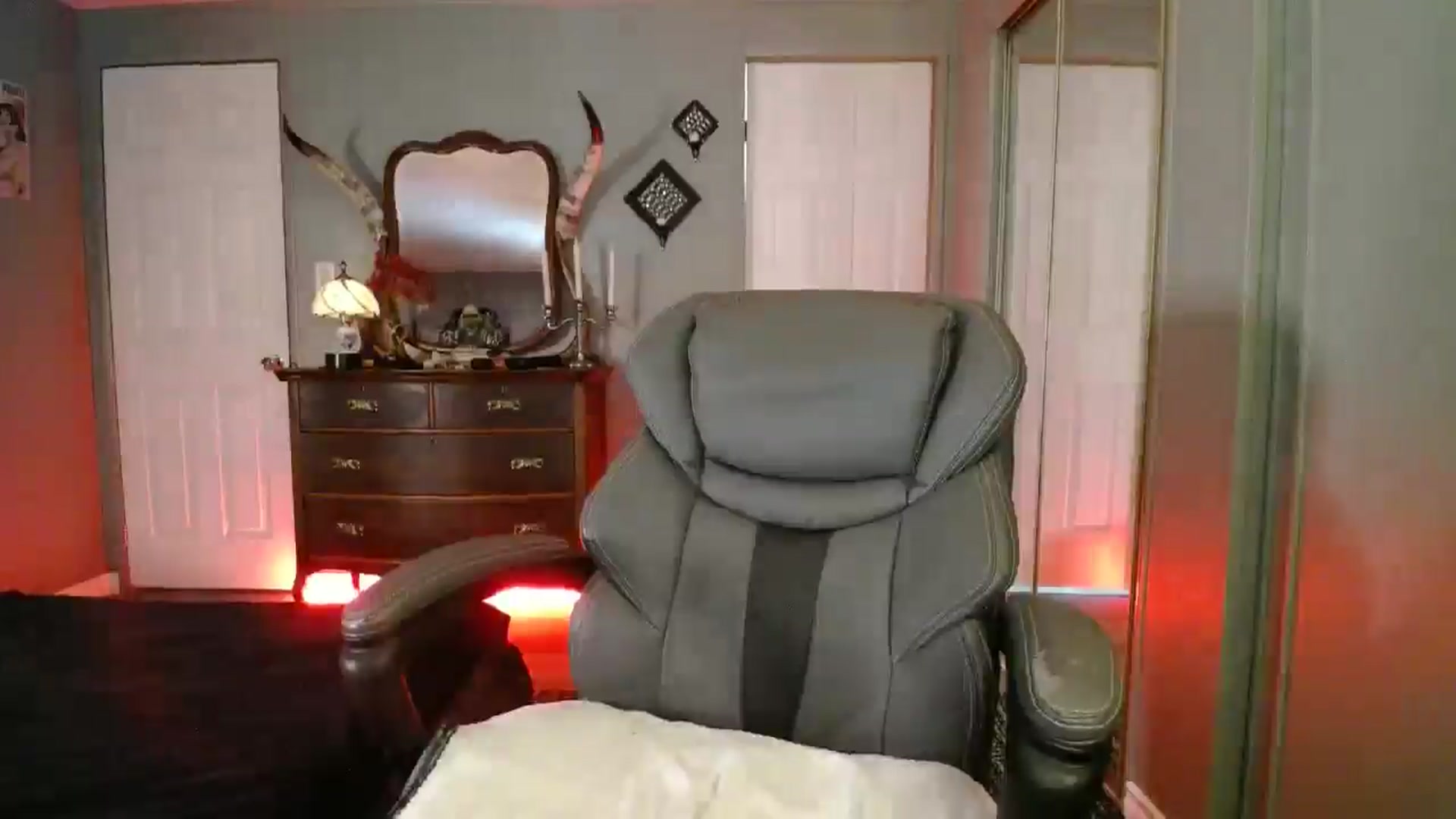Gallery image thumbnail from Classic_Daisy's myfreecams stream on, 01/28/2026, 18:48 image 20 of 20