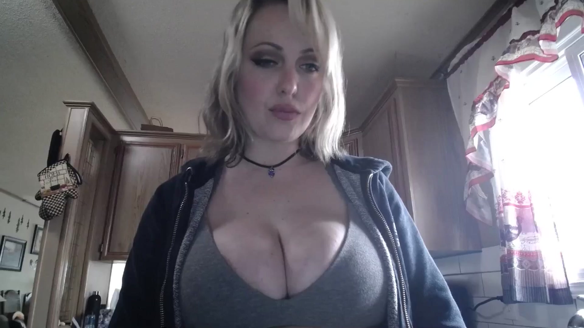Gallery image thumbnail from Classic_Daisy's myfreecams stream on, 03/11/2026, 17:30 image 11 of 20