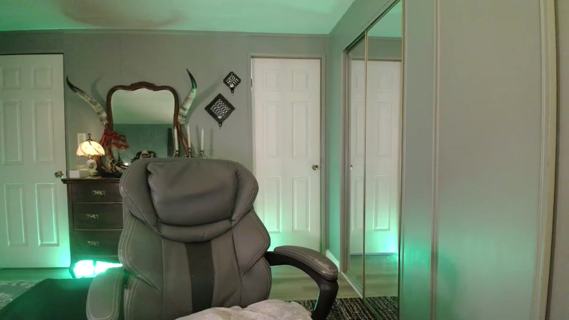Gallery image thumbnail from Classic_Daisy's myfreecams stream on, 03/26/2026, 19:06 image 16 of 20