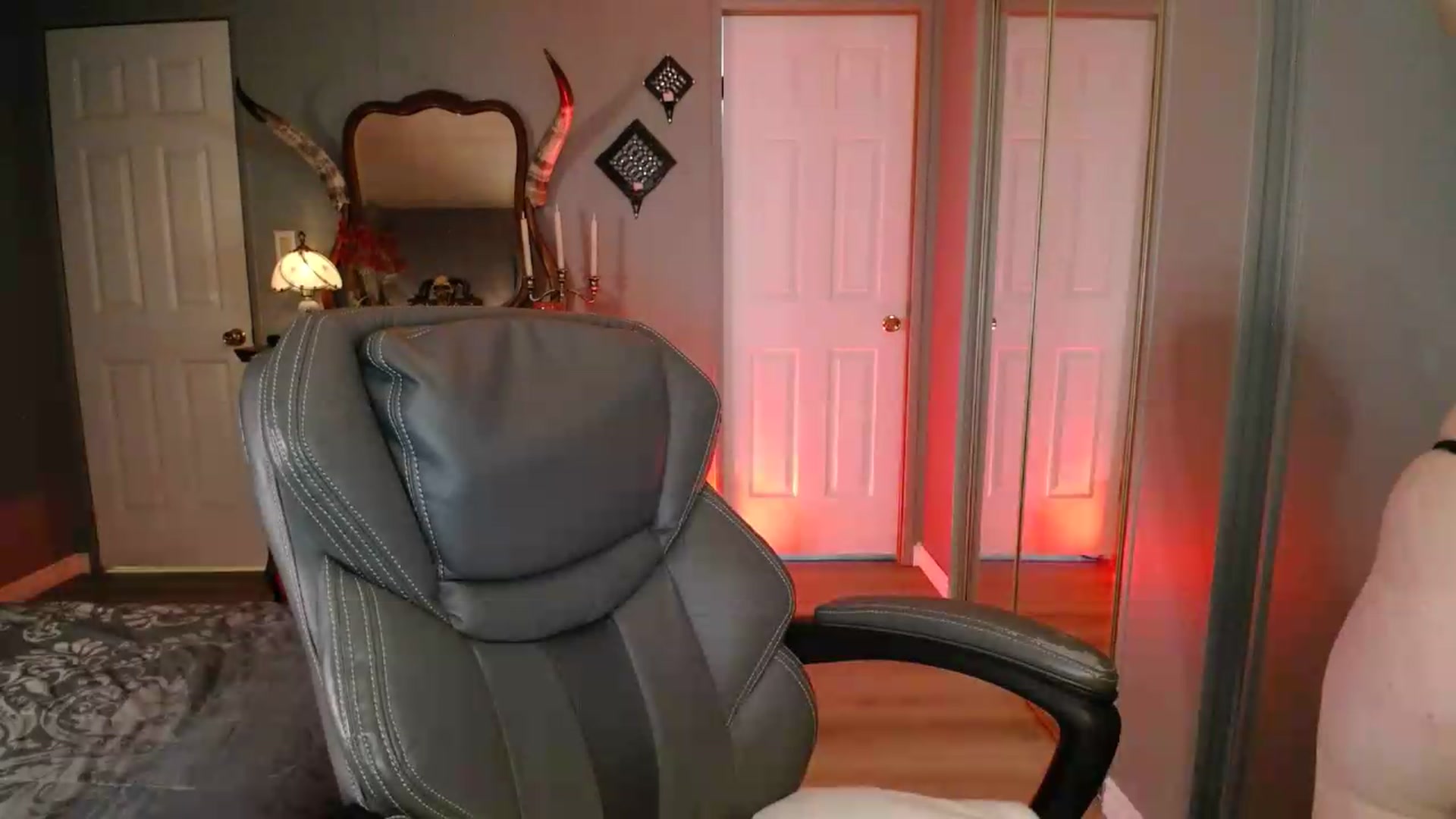 Gallery image thumbnail from Classic_Daisy's myfreecams stream on, 05/13/2026, 14:29 image 3 of 20