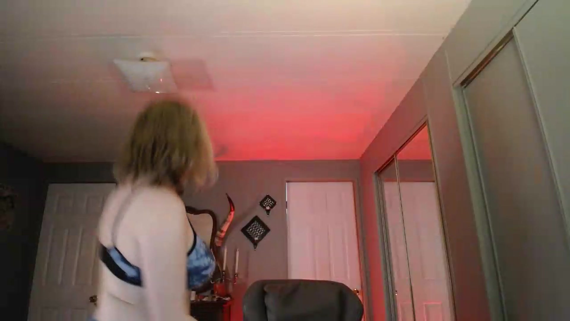 Gallery image thumbnail from Classic_Daisy's myfreecams stream on, 05/14/2026, 18:25 image 20 of 20