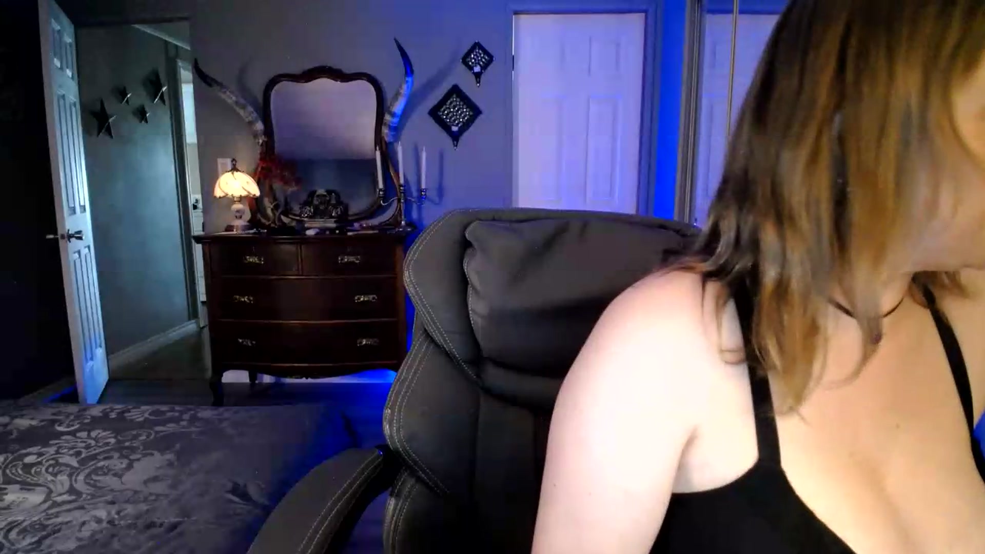 Gallery image thumbnail from Classic_Daisy's myfreecams stream on, 07/09/2026, 13:49 image 14 of 20