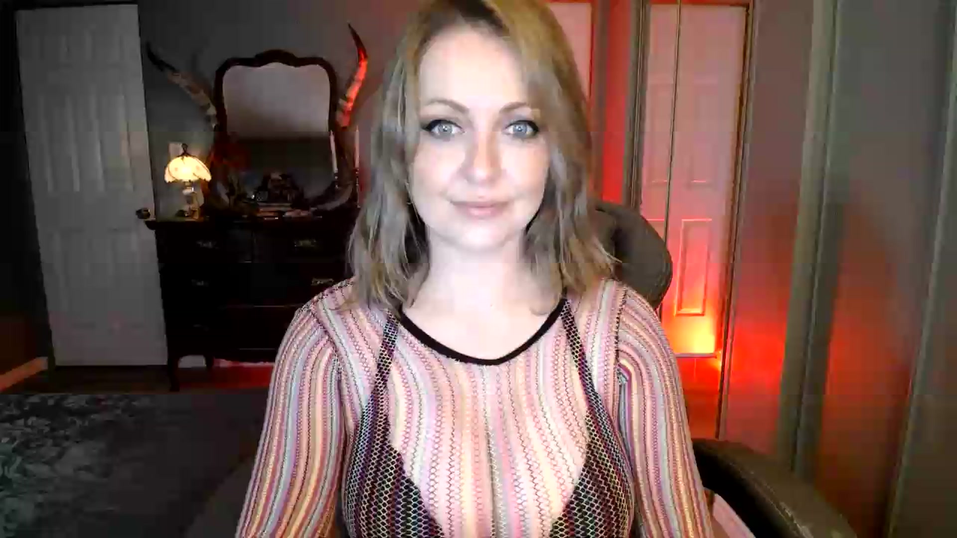 Gallery image thumbnail from Classic_Daisy's myfreecams stream on, 08/06/2026, 14:32 image 17 of 20
