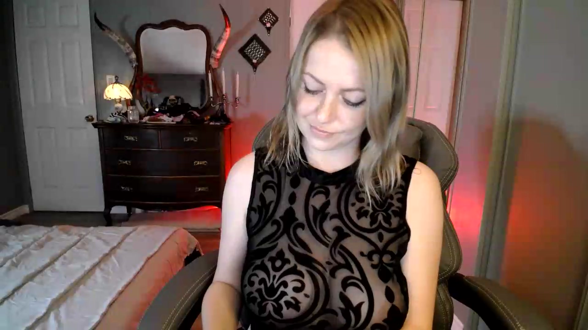 Gallery image thumbnail from Classic_Daisy's myfreecams stream on, 08/18/2026, 13:54 image 4 of 20