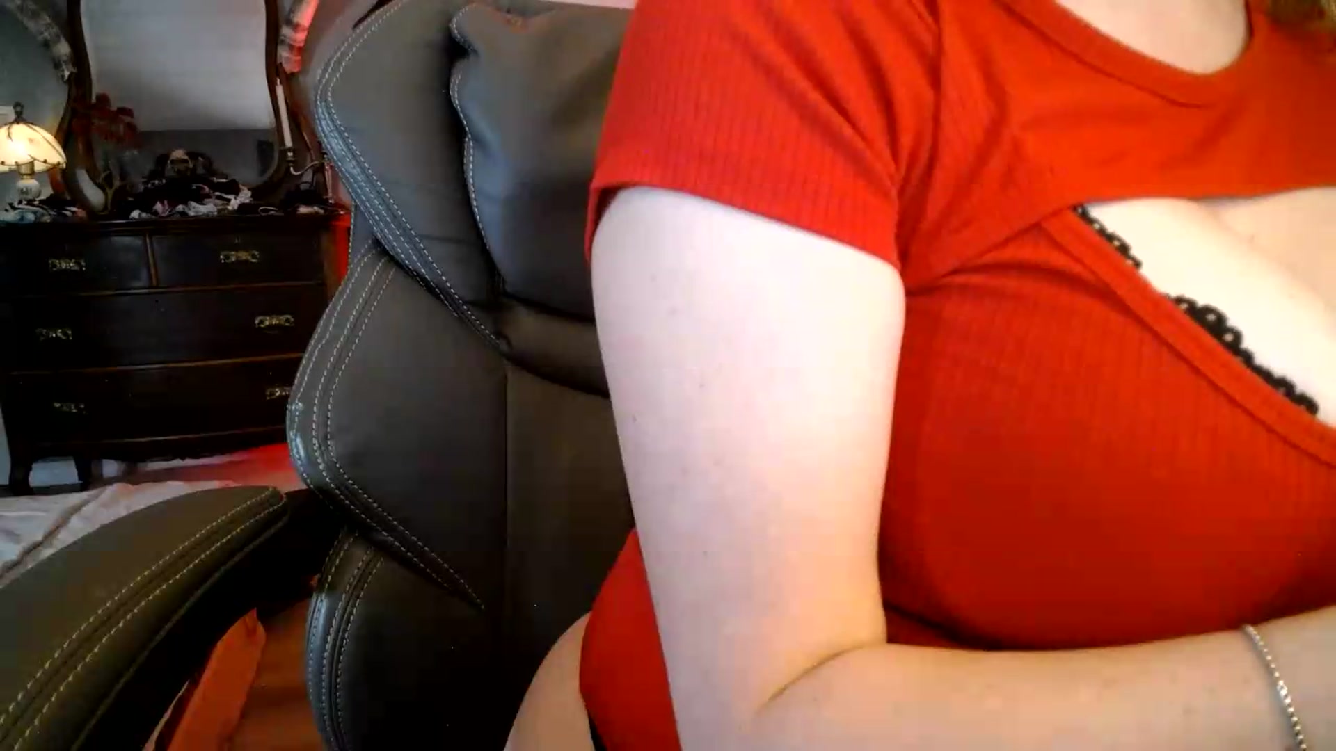 Gallery image thumbnail from Classic_Daisy's myfreecams stream on, 08/18/2026, 19:57 image 4 of 20