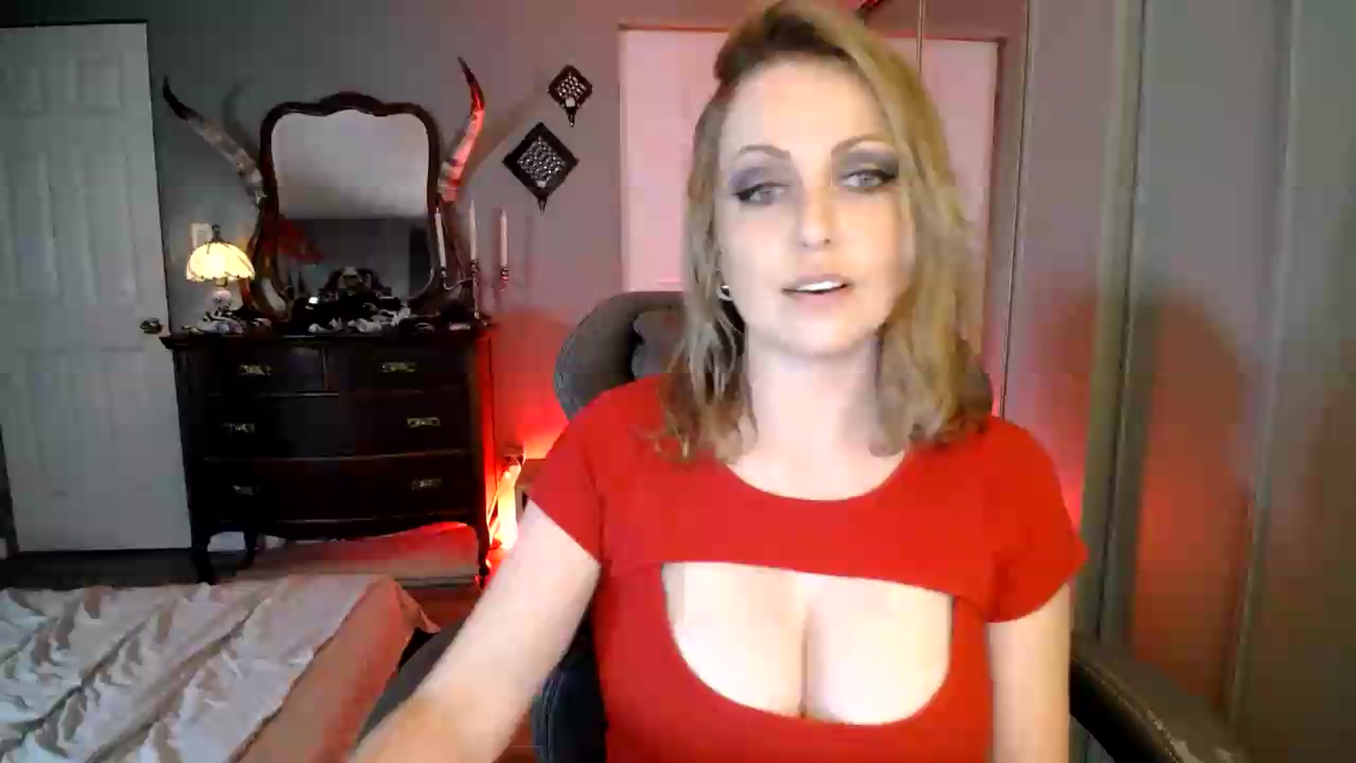 Gallery image thumbnail from Classic_Daisy's myfreecams stream on, 08/18/2026, 22:59 image 8 of 20