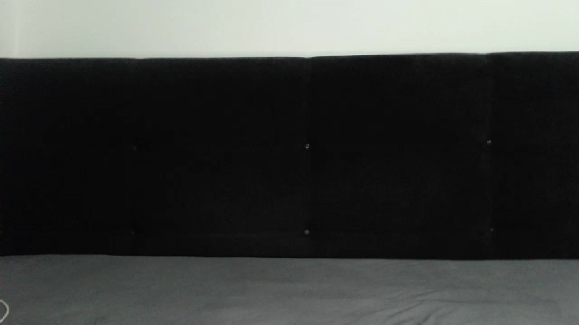 Gallery image thumbnail from ClaudiaSexxyy's myfreecams stream on, 12/25/2022, 24:26 image 6 of 20