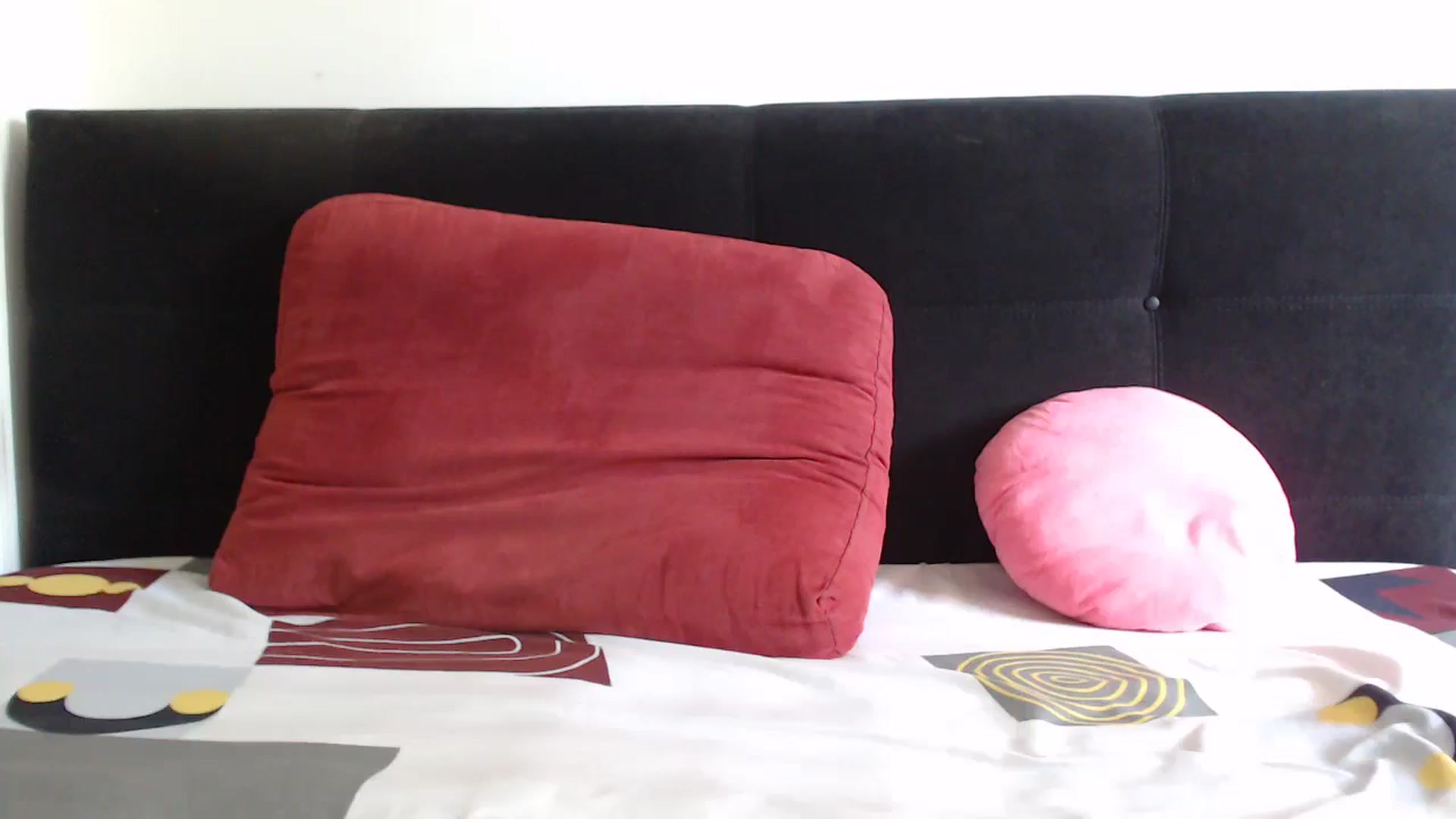 Gallery image thumbnail from ClaudiaSexxyy's myfreecams stream on, 08/11/2024, 12:31 image 9 of 20