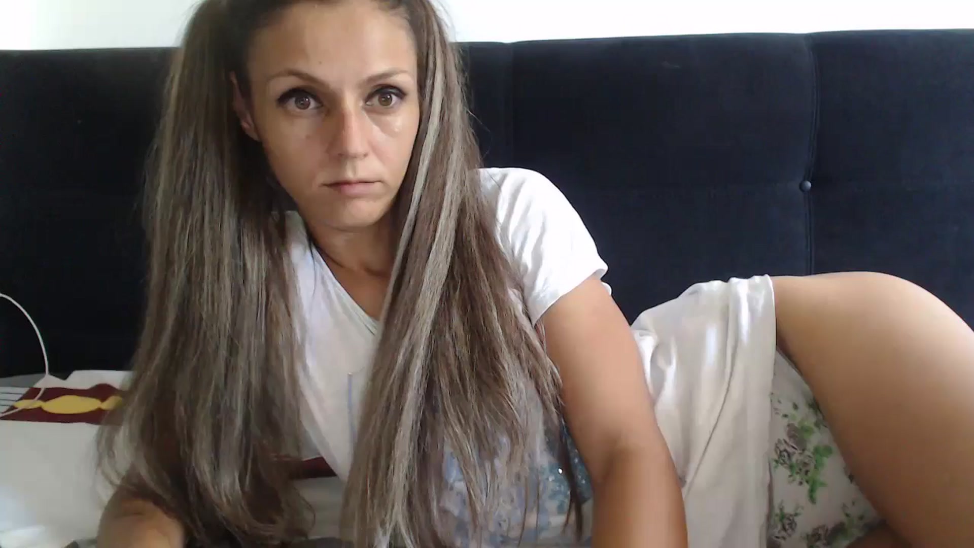 Gallery image thumbnail from ClaudiaSexxyy's myfreecams stream on, 08/12/2024, 12:51 image 12 of 20