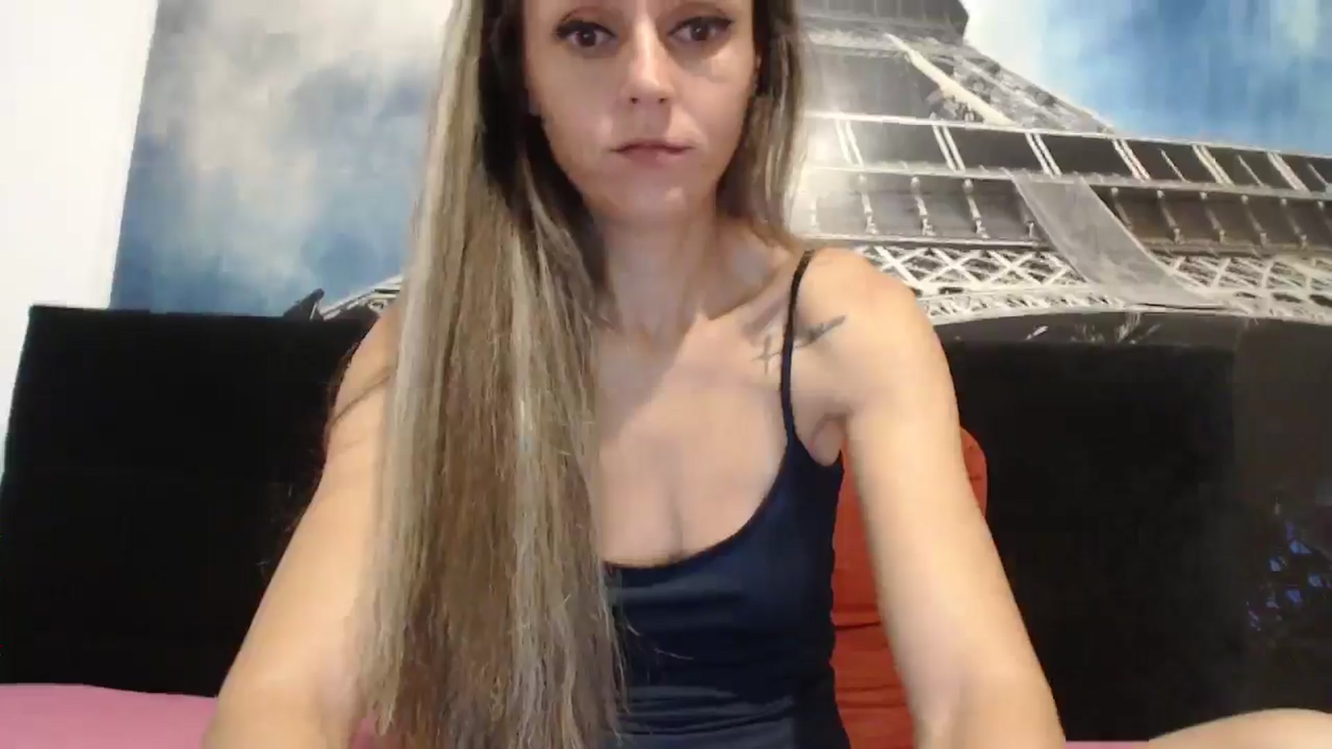 Gallery image thumbnail from ClaudiaSexxyy's myfreecams stream on, 10/21/2024, 04:04 image 5 of 20