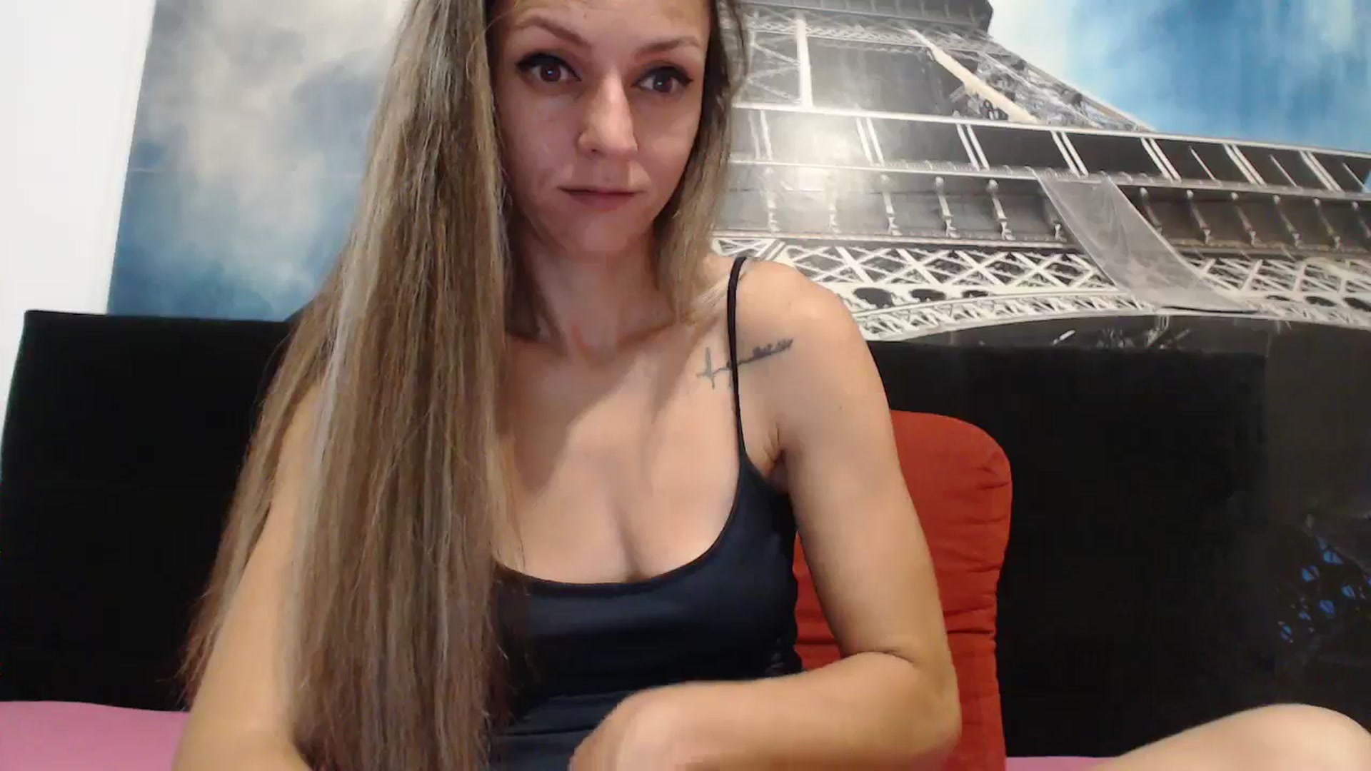 Gallery image thumbnail from ClaudiaSexxyy's myfreecams stream on, 10/21/2024, 04:04 image 8 of 20