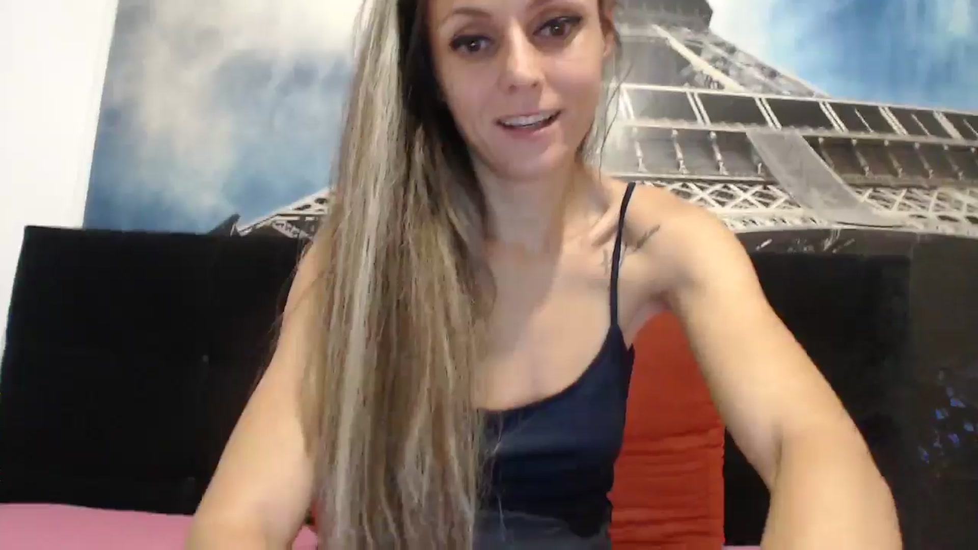Gallery image thumbnail from ClaudiaSexxyy's myfreecams stream on, 10/21/2024, 04:04 image 19 of 20