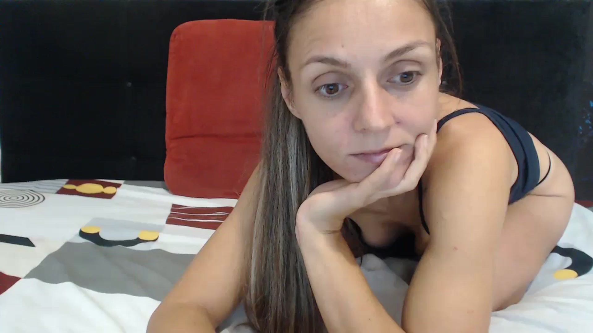 Gallery image thumbnail from ClaudiaSexxyy's myfreecams stream on, 11/10/2024, 13:29 image 17 of 20