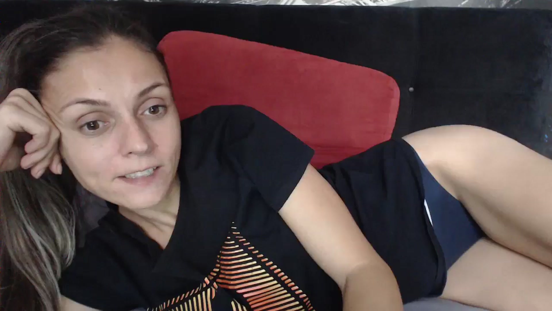 Gallery image thumbnail from ClaudiaSexxyy's myfreecams stream on, 11/15/2024, 12:49 image 13 of 20