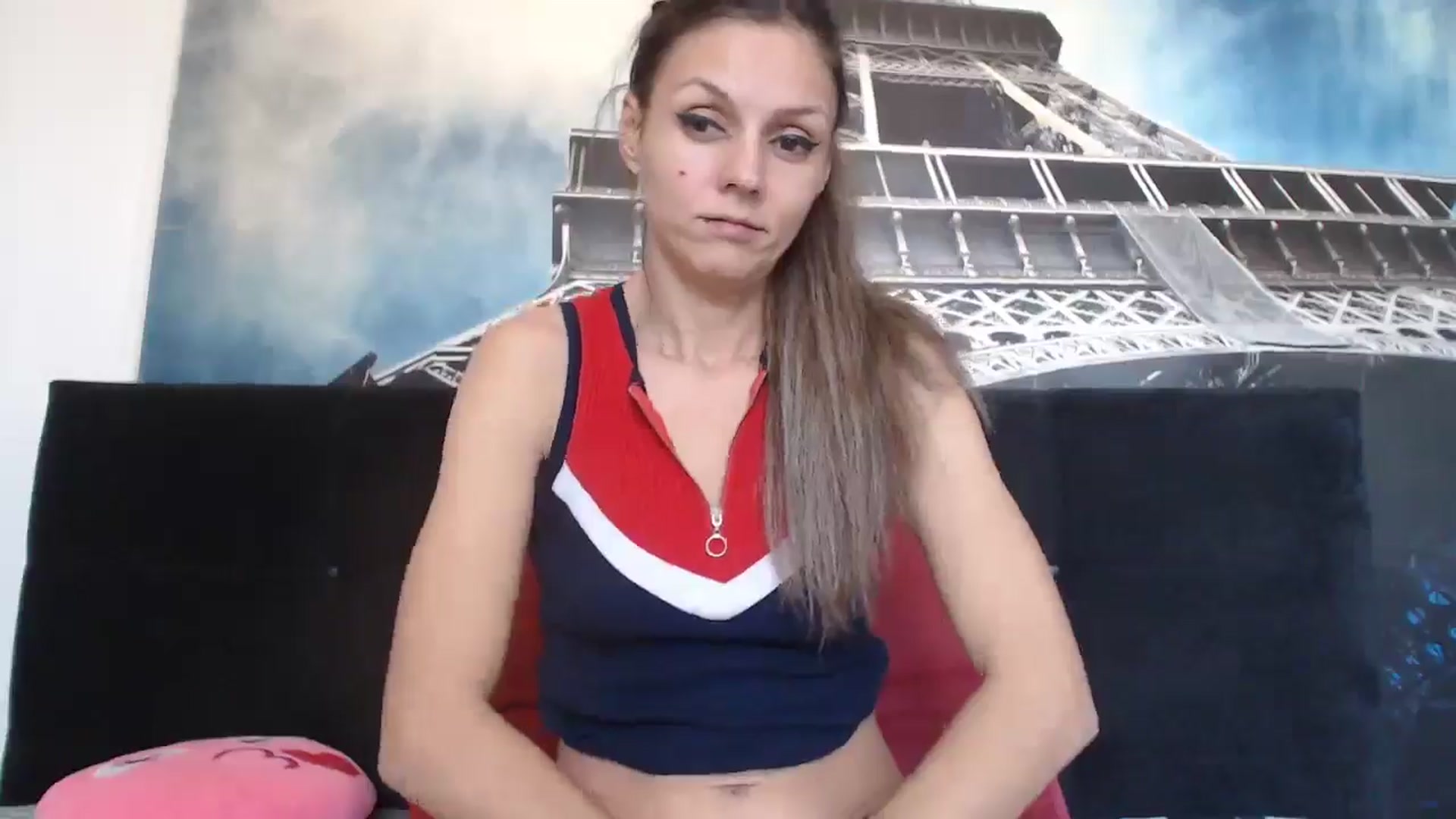 Gallery image thumbnail from ClaudiaSexxyy's myfreecams stream on, 01/05/2025, 13:59 image 10 of 20