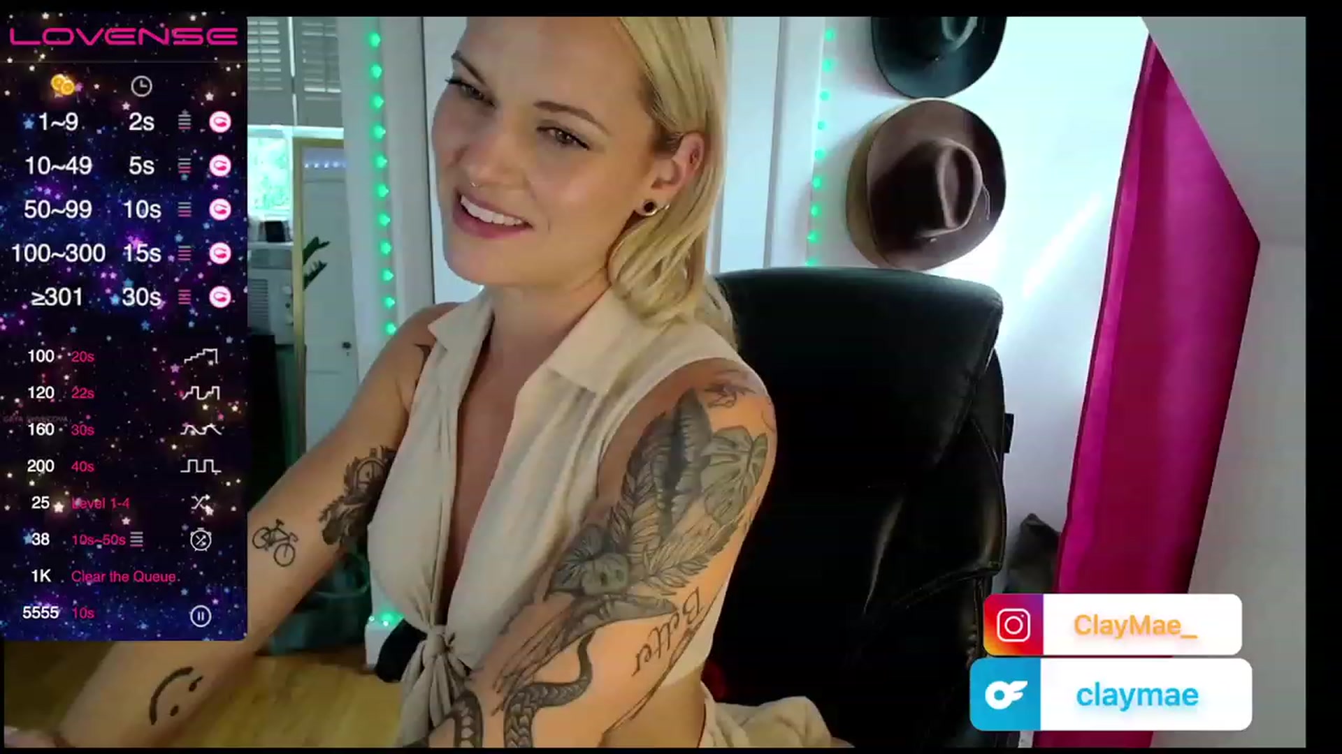 Gallery image thumbnail from ClayMae011's myfreecams stream on, 08/08/2023, 21:07 image 7 of 20