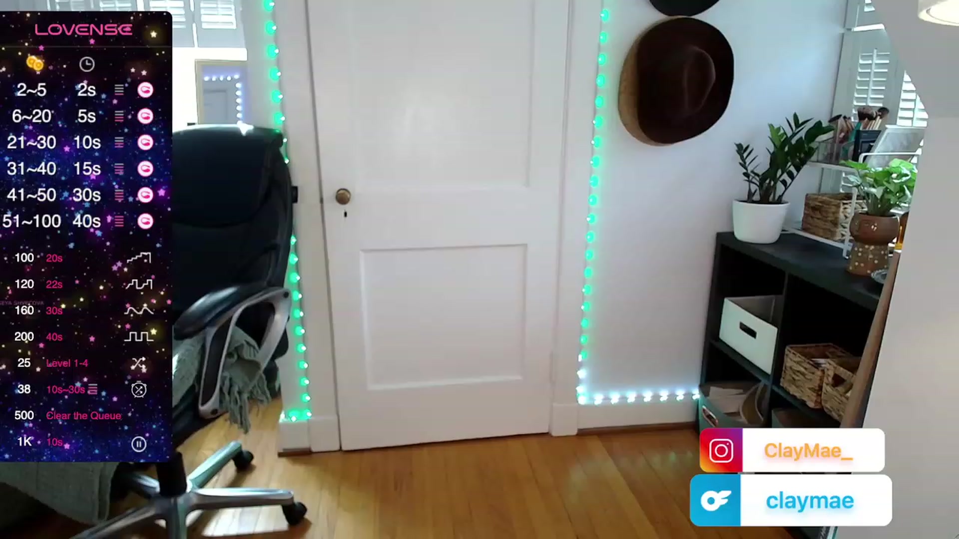 Gallery image thumbnail from ClayMae011's myfreecams stream on, 08/21/2023, 14:16 image 19 of 20