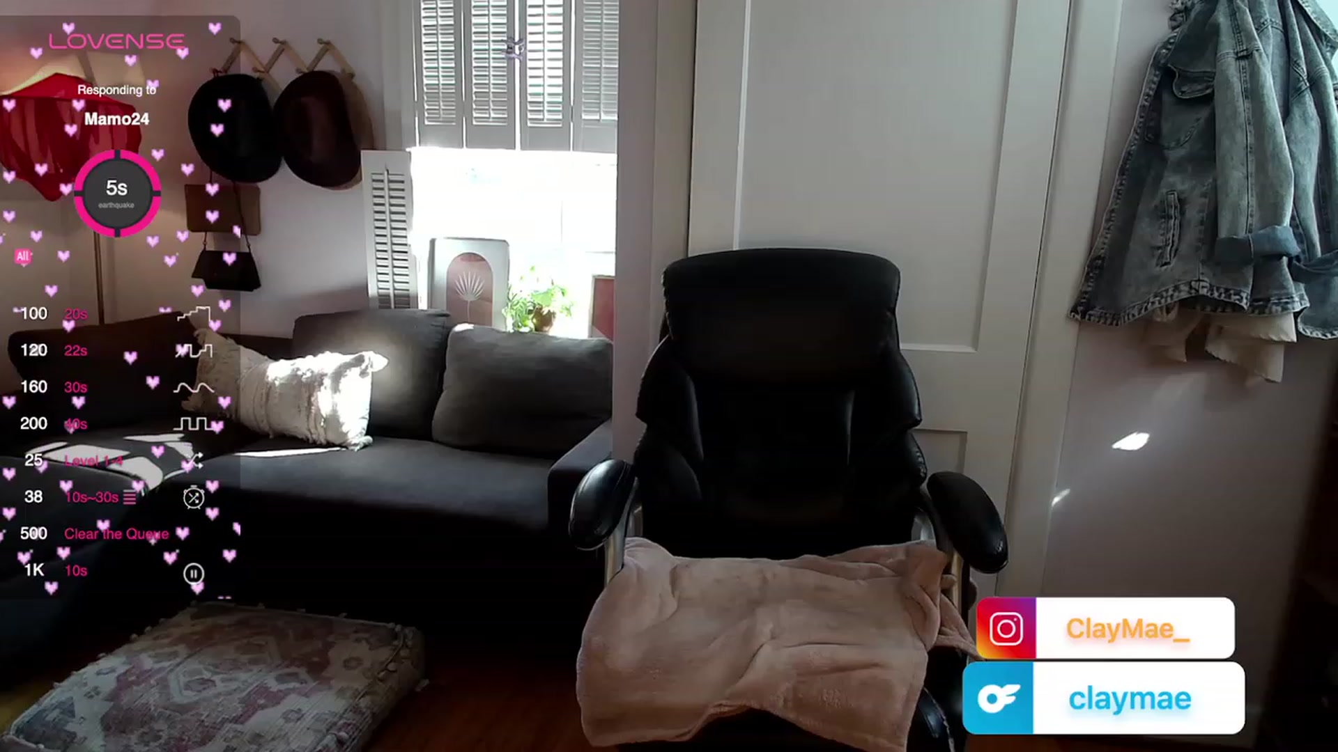 Gallery image thumbnail from ClayMae011's myfreecams stream on, 11/02/2023, 17:25 image 5 of 20