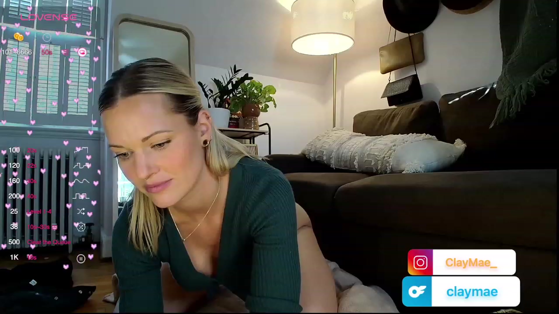 Gallery image thumbnail from ClayMae011's myfreecams stream on, 11/14/2023, 17:33 image 6 of 20