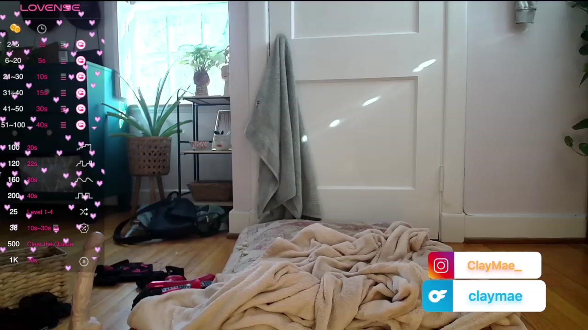 Gallery image thumbnail from ClayMae011's myfreecams stream on, 12/13/2023, 17:42 image 20 of 20