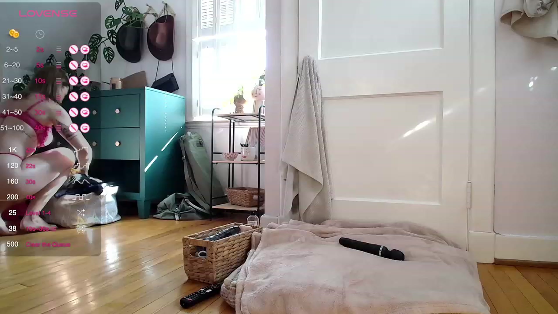 Gallery image thumbnail from ClayMae011's myfreecams stream on, 02/01/2024, 16:29 image 13 of 20