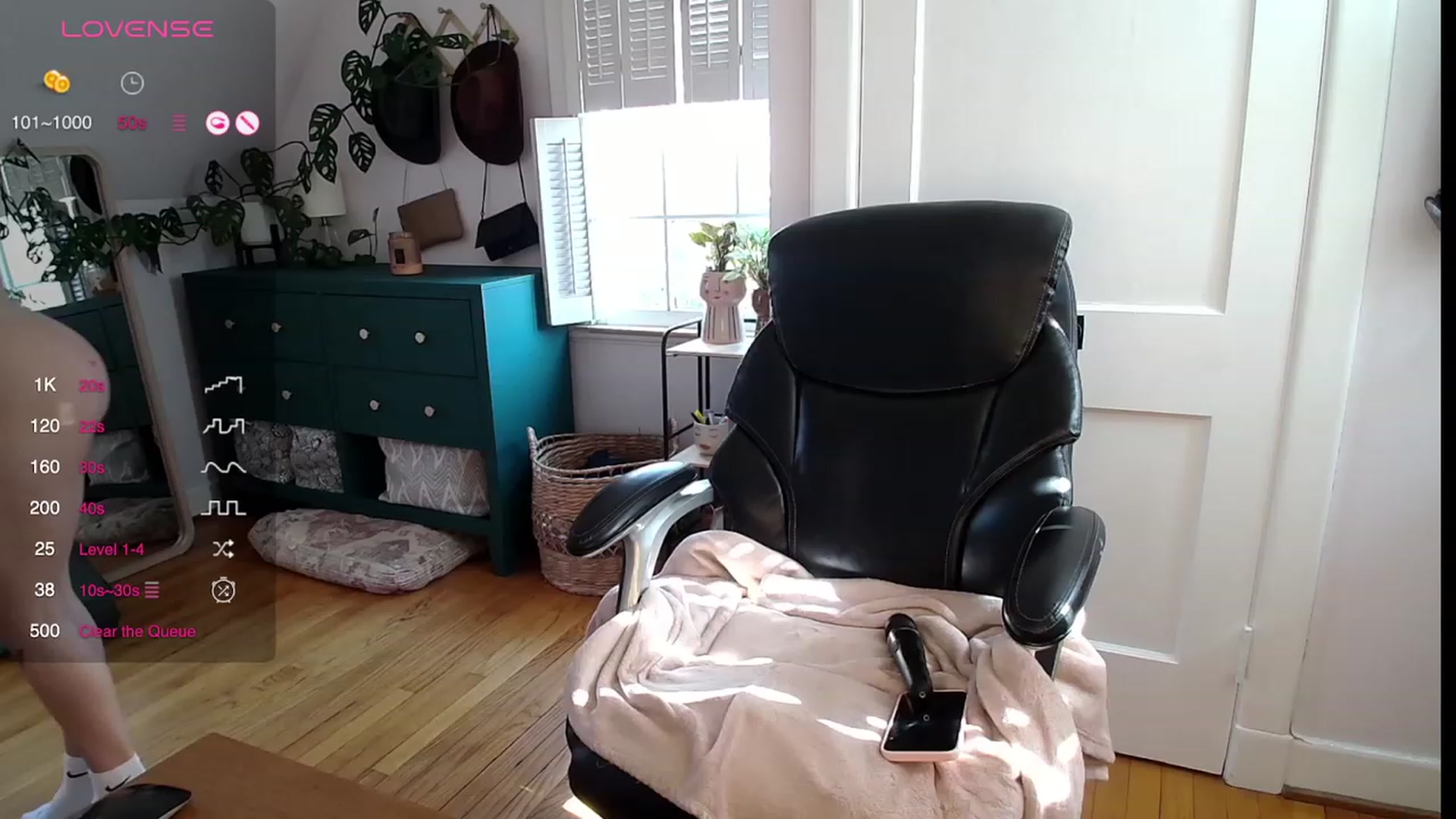 Gallery image thumbnail from ClayMae011's myfreecams stream on, 02/06/2024, 18:51 image 2 of 20
