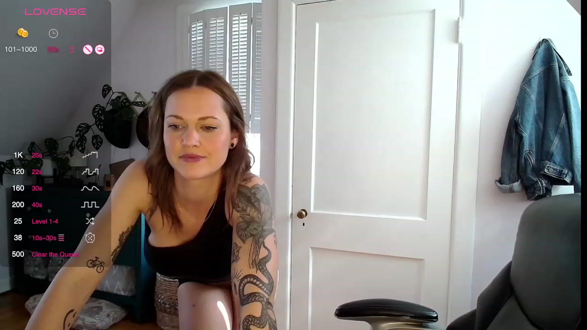 Gallery image thumbnail from ClayMae011's myfreecams stream on, 02/06/2024, 18:51 image 11 of 20