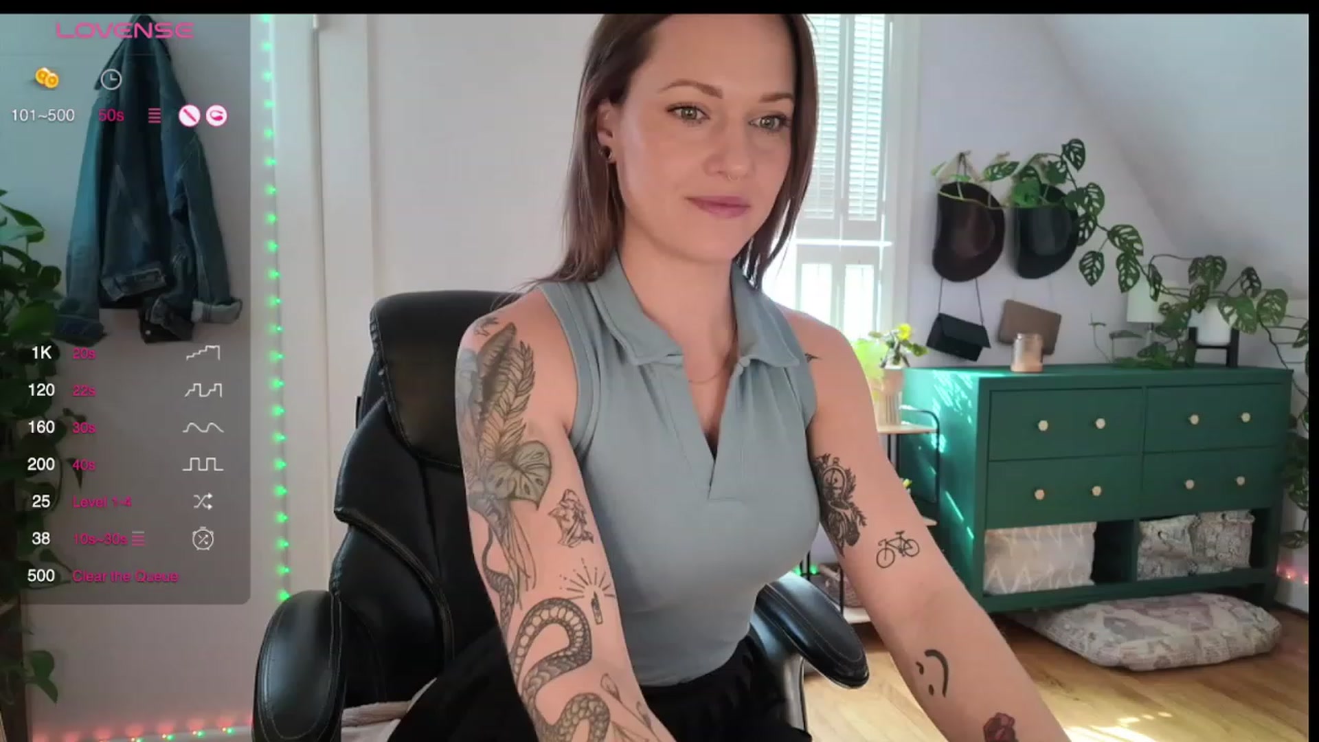 Gallery image thumbnail from ClayMae011's myfreecams stream on, 02/15/2024, 15:56 image 11 of 20