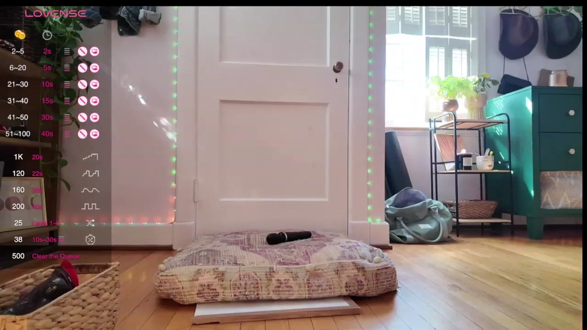 Gallery image thumbnail from ClayMae011's myfreecams stream on, 02/15/2024, 17:03 image 11 of 20