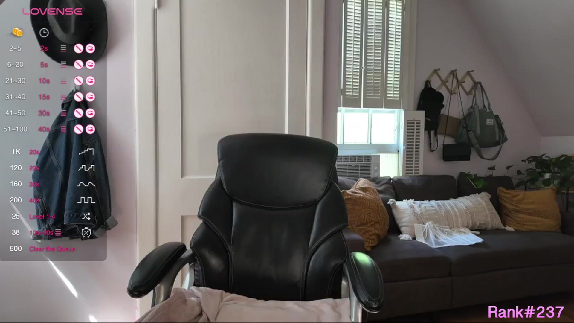Gallery image thumbnail from ClayMae011's myfreecams stream on, 05/01/2024, 19:14 image 10 of 20