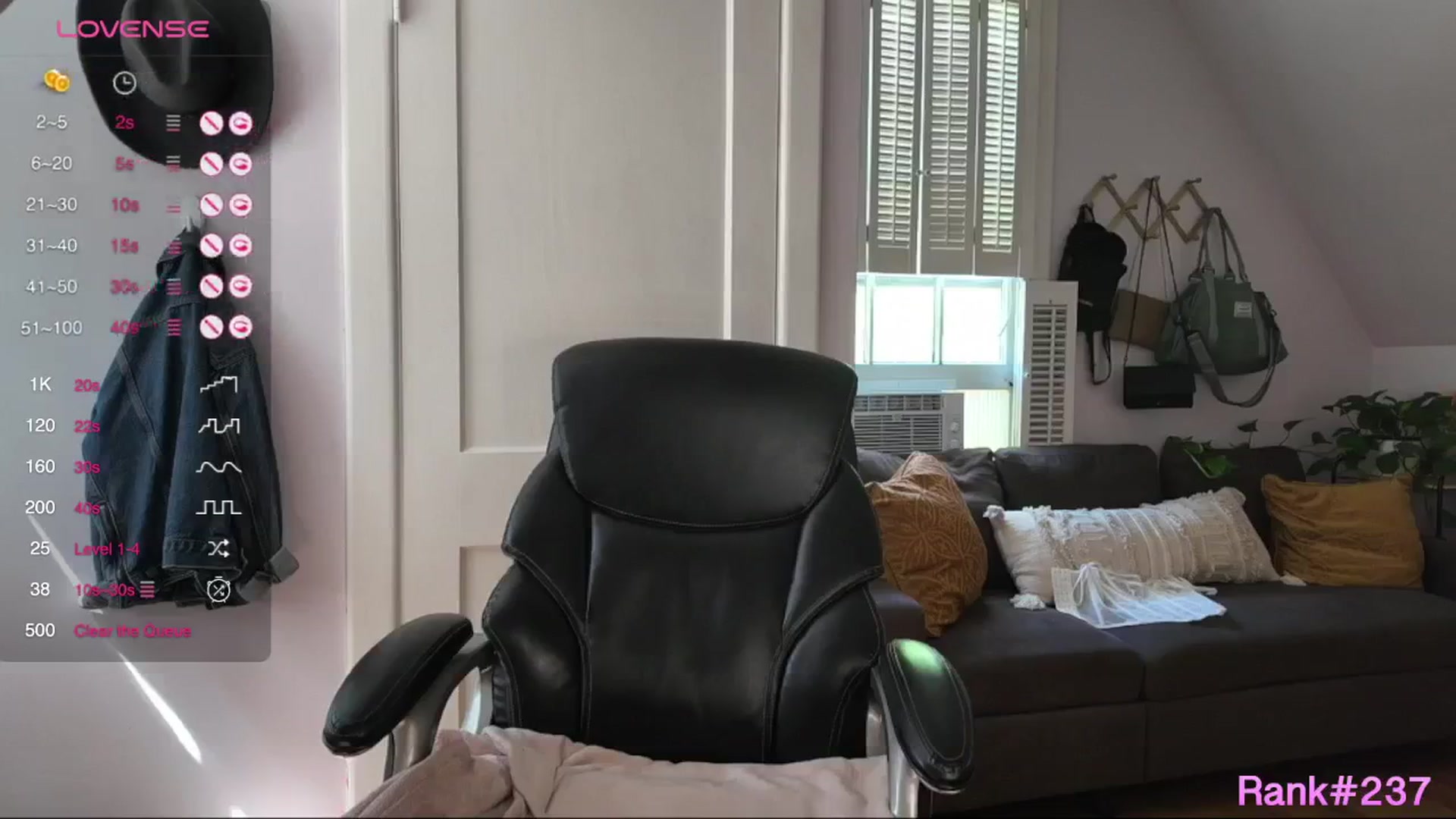 Gallery image thumbnail from ClayMae011's myfreecams stream on, 05/01/2024, 19:14 image 9 of 20