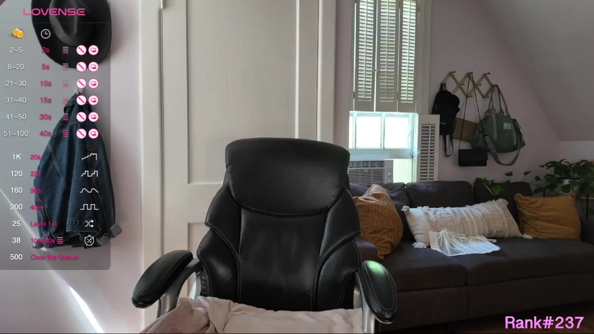 Gallery image thumbnail from ClayMae011's myfreecams stream on, 05/01/2024, 19:14 image 14 of 20