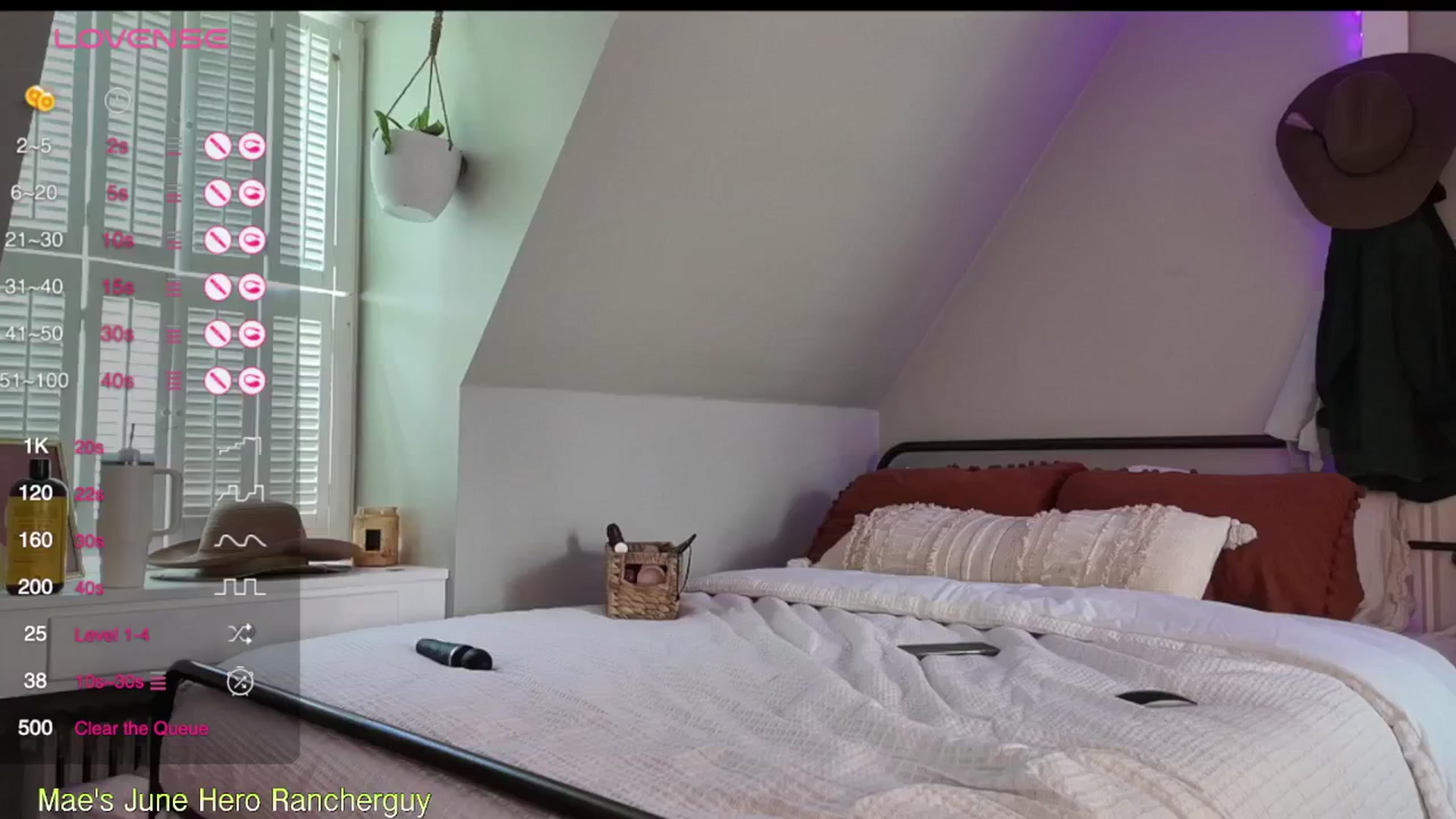 Gallery image thumbnail from ClayMae011's myfreecams stream on, 06/20/2024, 18:38 image 10 of 20