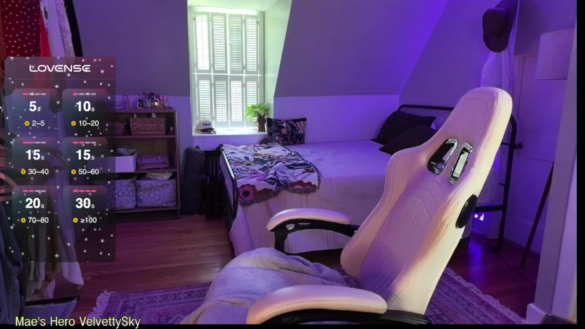 Gallery image thumbnail from ClayMae011's myfreecams stream on, 09/11/2024, 19:28 image 14 of 20